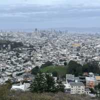 Twin Peak ชมวิวเมืองบนยอดเขาสูงสุดในซานฟรานซิสโก
