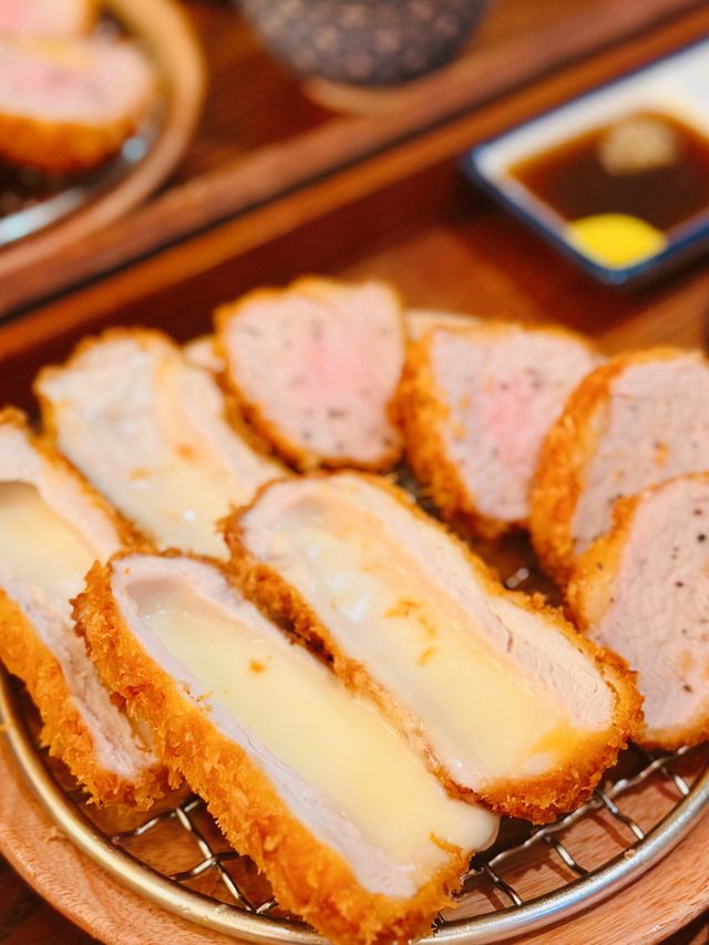 韓國過江龍 | 必食芝士流心吉列豬扒