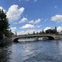 Berlin Spree River Cruise: Discounted Delights and Stunning Sights!