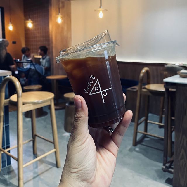 ปัจจัยสี่คาเฟ่สระบุรี
