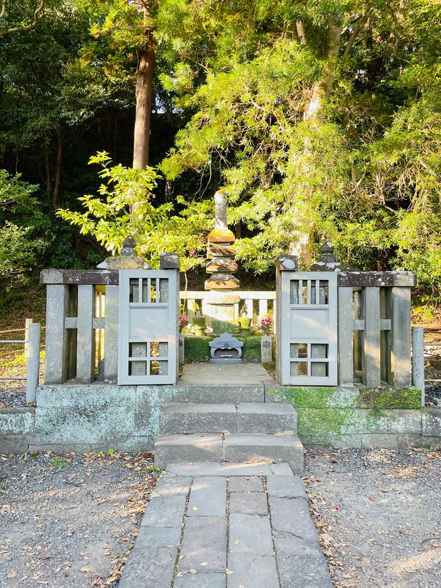 【神奈川県/源頼朝の墓】頼朝を偲ぶ場所