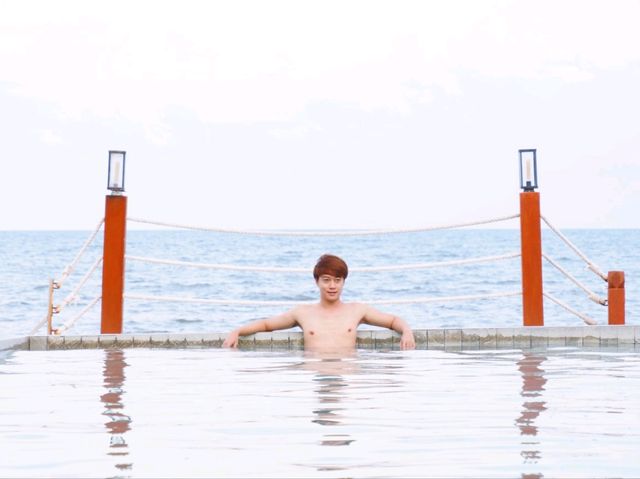 ⛱️ พาพักผ่อนริมทะเลบนชายหาดหัวหิน