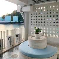 MOONSTo̲̲NE ☾ คาเฟ่ริมทะเล ย่านพันวา