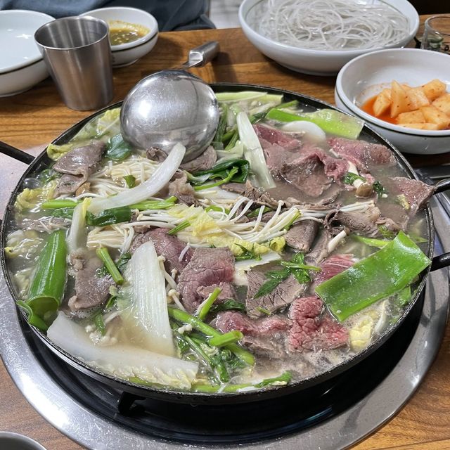 오픈런해야 가능한 대전 수육전골 찐맛집 전민동 한우곰탕