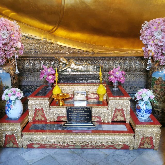 Wat Pho (Reclining Buddha)