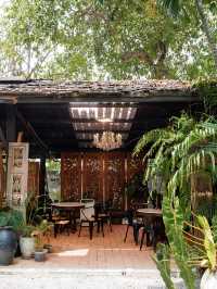 เที่ยวแบบครอบครัวกันที่ 🌿Tamjai - ตามใจคาเฟ่
