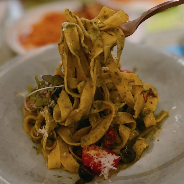 主打手工意粉精緻西餐