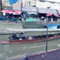 Discover Amphawa Floating Market Bangkok