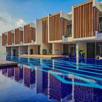 รีสอร์ทหัวหิน สวย เก๋ ติดทะเล สระว่ายน้ำกลางรีสอร์ท