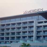  luxury beach hotel in Qing Dao