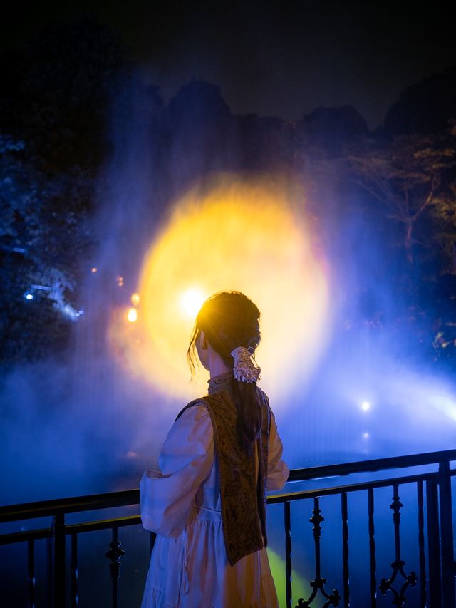 【雲海と月の幻想的な景色！😳】東京で一番近い月「TOKYO MOON」を見に行きませんか？🌕☁️