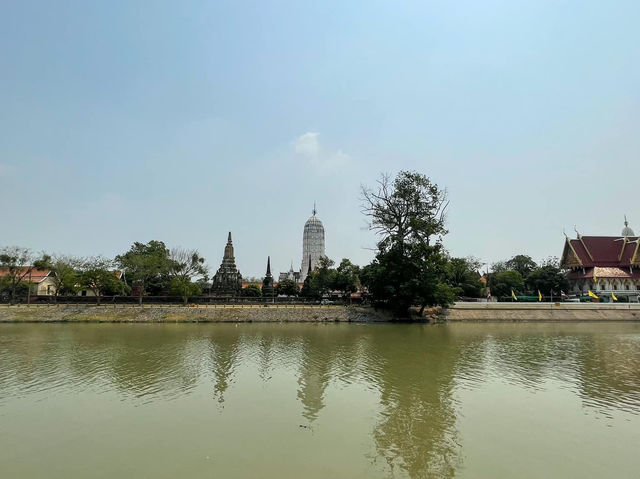 Sala Ayutthaya ร้านอาหารริมน้ำ จ.อยุธยา