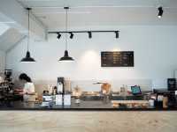 Paper St. Coffee Company คาเฟ่สไตล์มินิมอล
