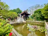 วัดเจดีย์เสาเดียว (One Pillar Pagoda)