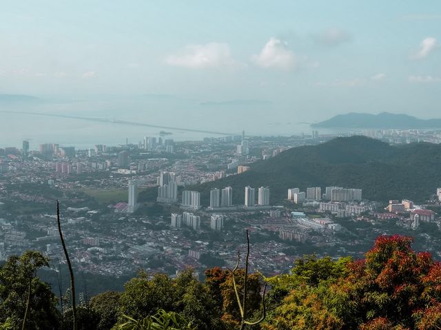 Riding the famous Funicular train in Penang 🚂