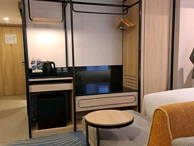 Holiday Inn Express & Suite Bangkok Central Pier 