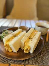 【熊本カフェ】駅から徒歩約3分の落ち着く山小屋風カフェ☕️