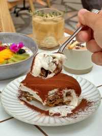 Halzan Cafe by Wheeler's