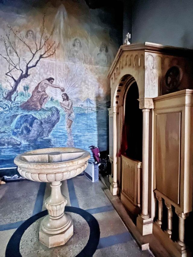 【東京|都立大学】絵画みたい…！美しすぎて息を呑む教会⛪️