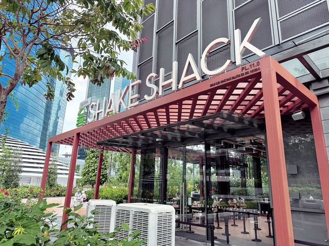 Burger Bliss: Shake Shack's Debut in TRX Kuala Lumpur