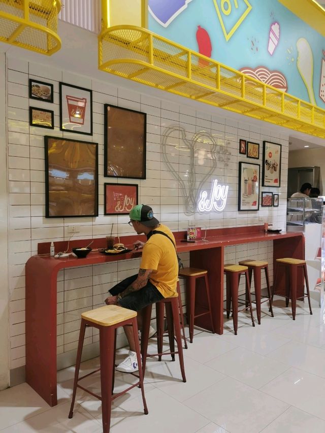JOY เบอร์เกอร์ & ฮ็อตดอก 🍔🍟🌭🥤
