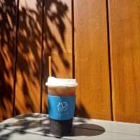 Ellen cafe house