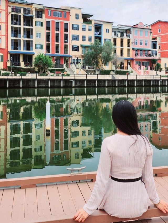 🇦🇺 European beauty in Gold Coast, QLD, Australia