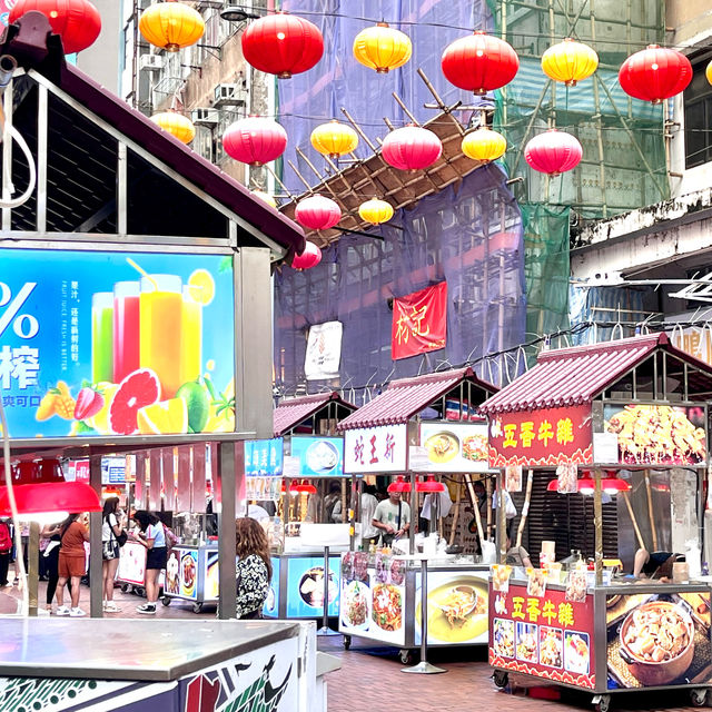 🏮 Dive into the Night: The Ultimate Temple Street Experience in Mong Kok! 🏮 