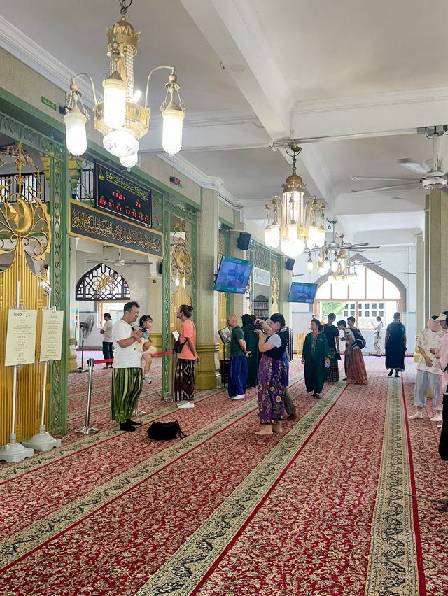 싱가포르에서 가장 큰 모스크, 술탄 모스크 🕌