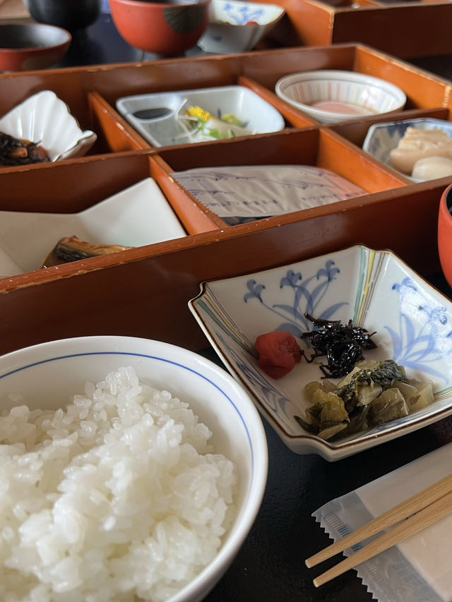 【新潟湯沢町】一望千里御湯宿 中屋✨