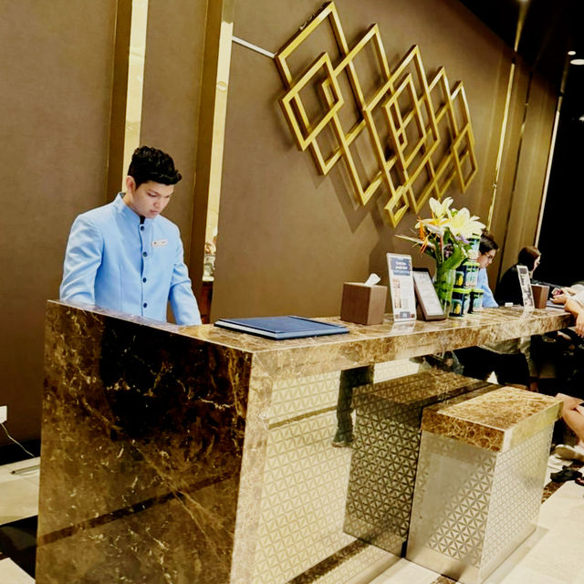 DoubleTree by Hilton Melaka: Comfortable Stays with Pool, Gym, and Complimentary Cookies