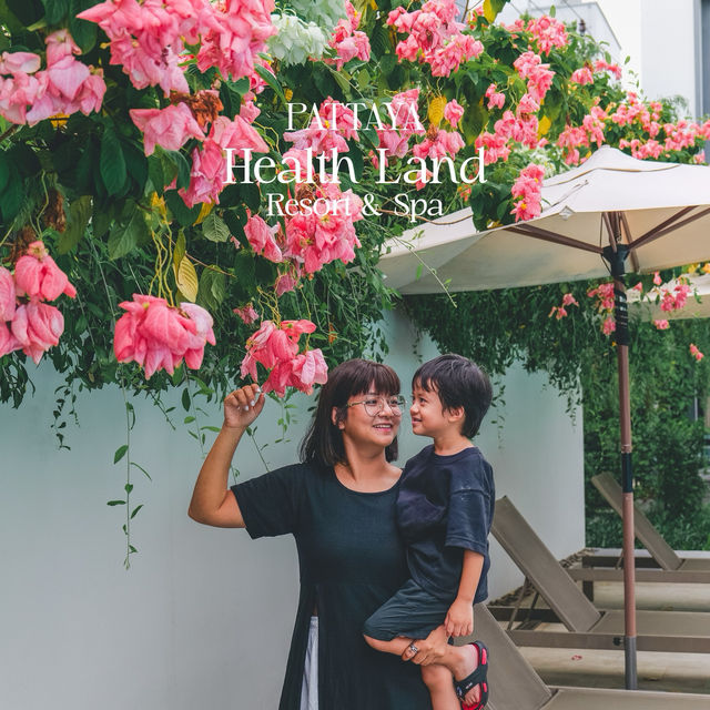 พักด้วยได้นวดด้วย Health Land Resort&Spa