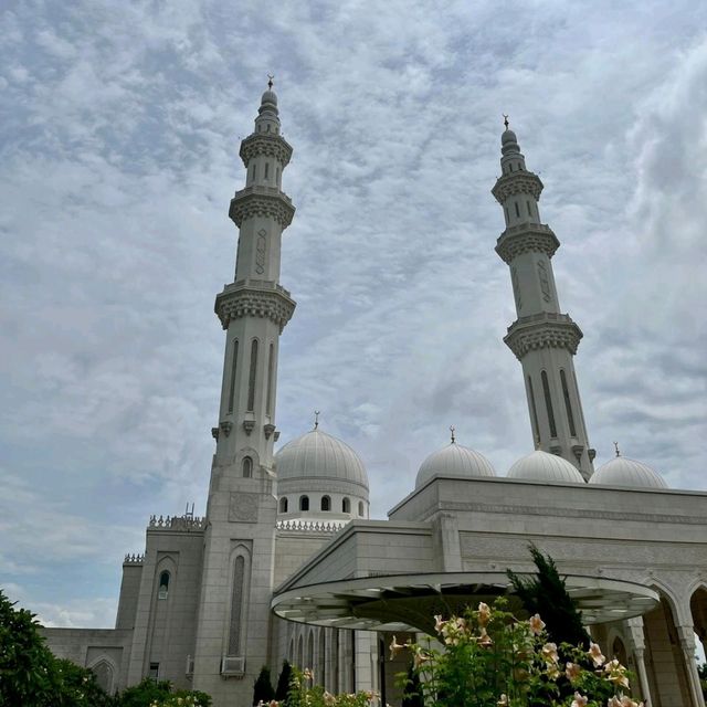 A masterpiece mosque with stunning architectural 