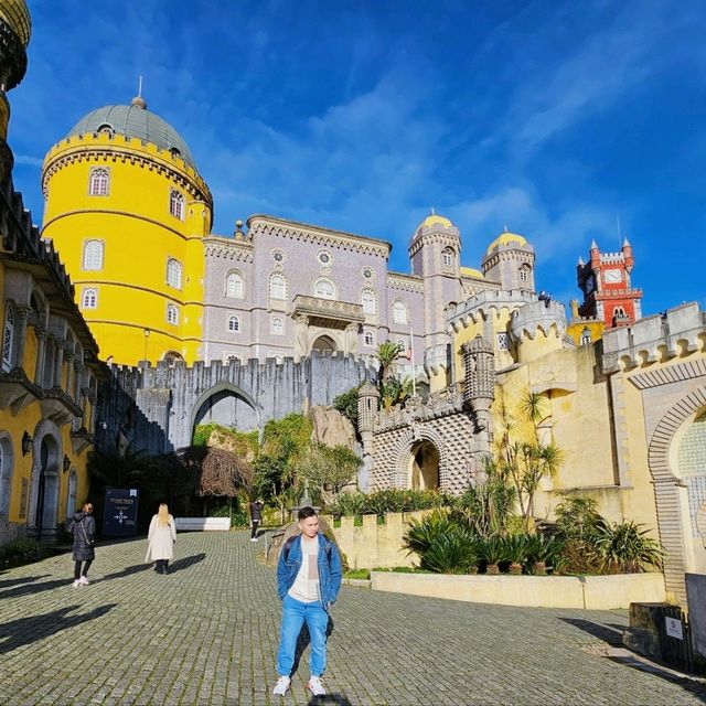 Discover the Enchanting Wonders of Sintra and Cascais from Lisbon