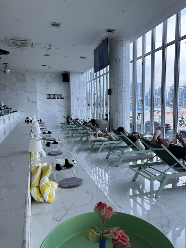 (부산 무제한)누워서 라면, 음료, 과자 아이스크림에 낮잠까지💤