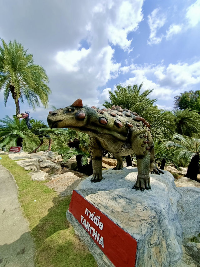 สวนนงนุช พัทยา🦖 สวนนงนุช พัทยา🦖
