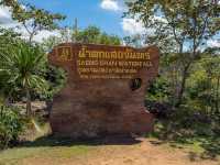 น้ำตกลงรู