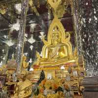 วัดท่าซุง วัดงามเมืองอุทัย