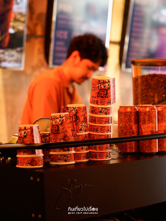 Local Boys ร้านกาแฟสุดเท่เปิดใหม่บนถนนทรงวาด