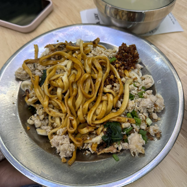 Dai Ga Jay: Local vibes, big flavors!