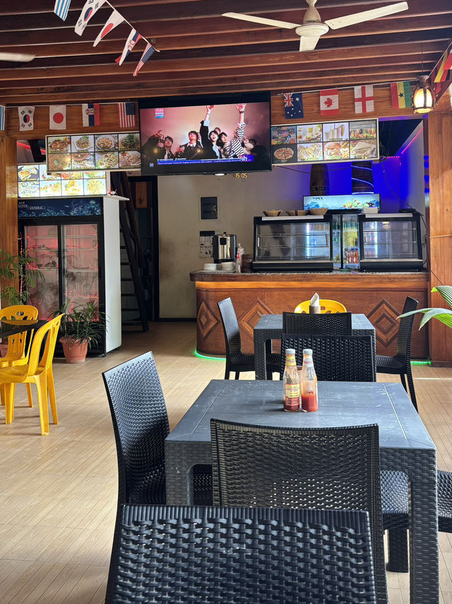 "Fulidhoo 島Cafe De Orzo"