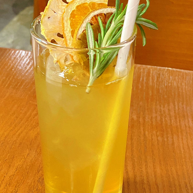 Mansons Lot 灣仔型格西餐