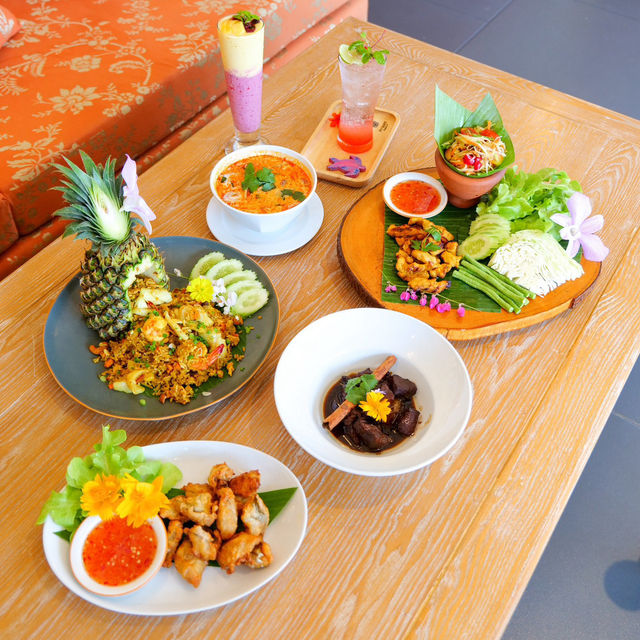 ที่พักภูเก็ตใกล้จากสนามบิน Proud Phuket