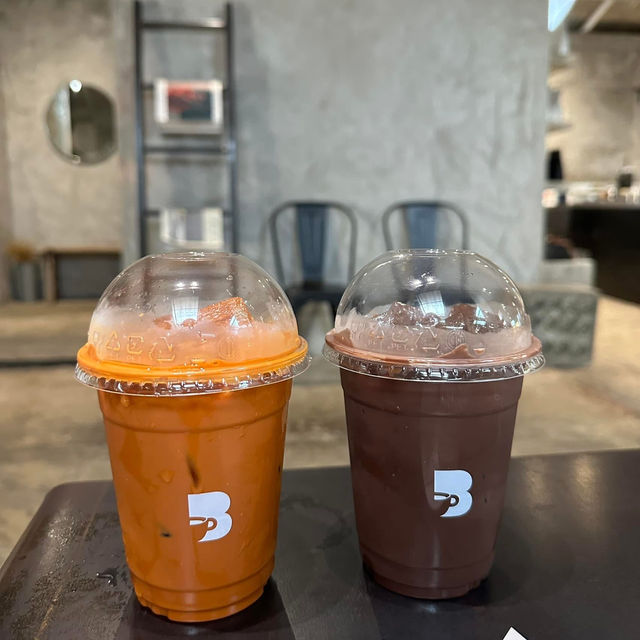 คาเฟ่ใกล้สถานีรถไฟเชียงใหม่ ☕️