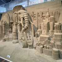 The Sand Museum (砂の美術館)