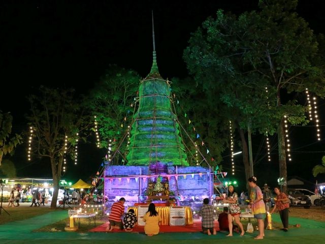 เที่ยวตลาดแลกเบี้ย วัดราชบัลลังก์