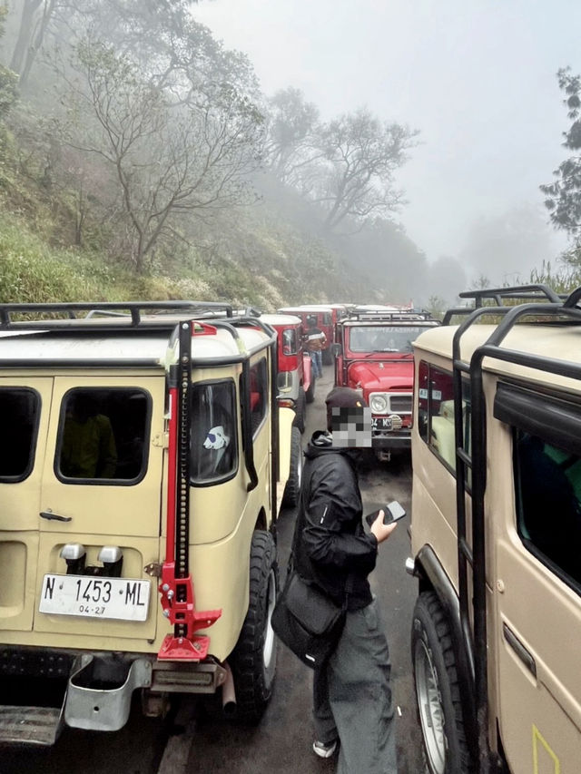 JOURNEY TO THE CLOUDS | EXPLORING THE WONDERS OF MOUNT BROMO