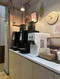 【さいたま市🇯🇵】1日ゴロゴロして1400円！無料のコーヒーに漫画読み放題の温泉施設♨️