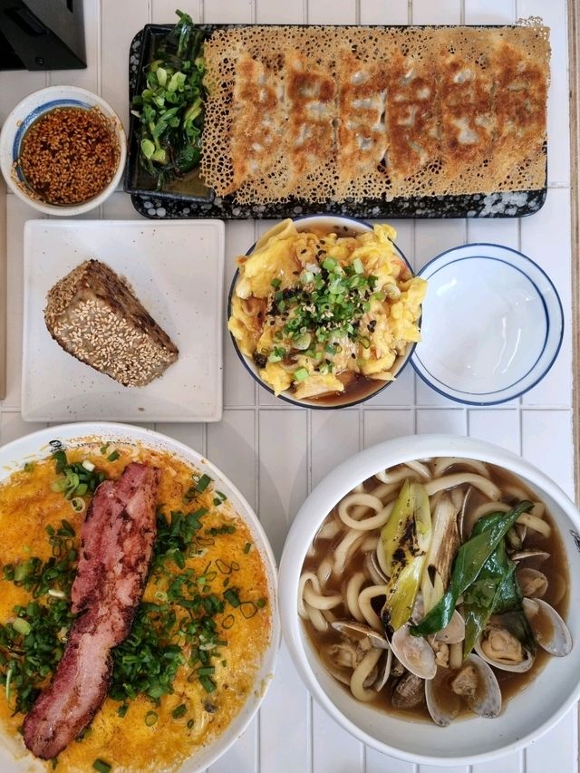 요미우돈교자 서면점🍜부산 여행 중 만난 일본 감성 우동 맛집!