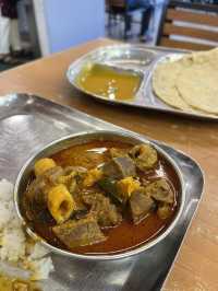 A Flavorful Morning at Sri Ananda Bhawan 🍛☀️